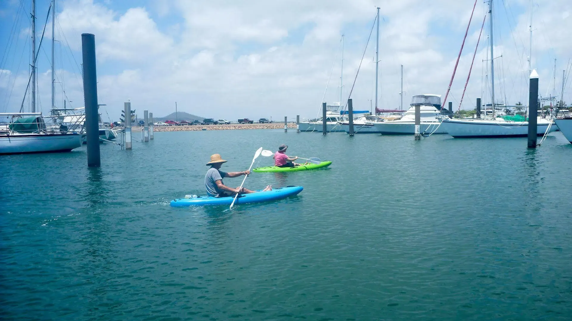 *** Hotel Harbour Lights Caravan Park Australia